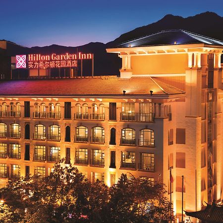 Hilton Garden Inn Lijiang Лиджанг Екстериор снимка