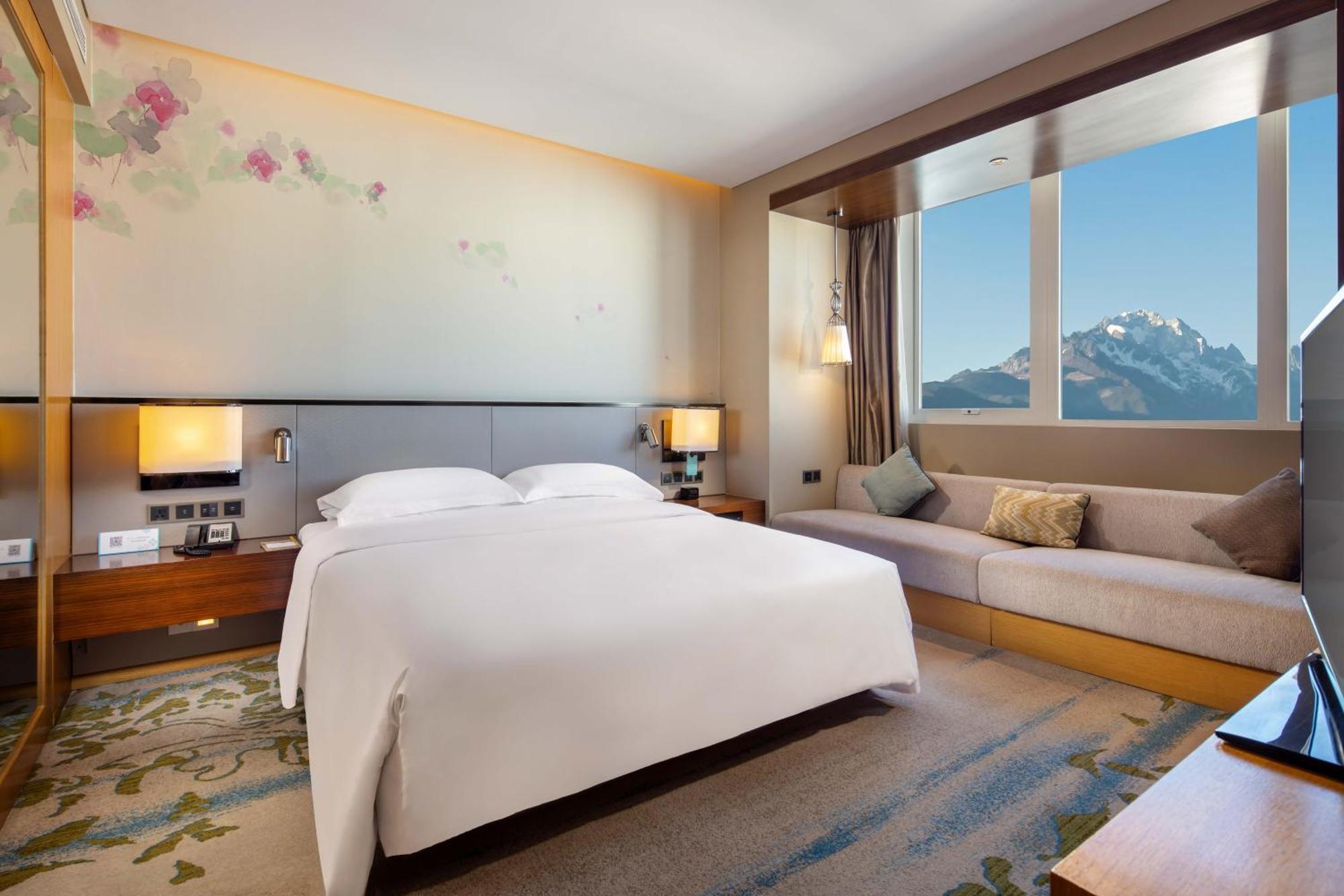 Hilton Garden Inn Lijiang Лиджанг Екстериор снимка
