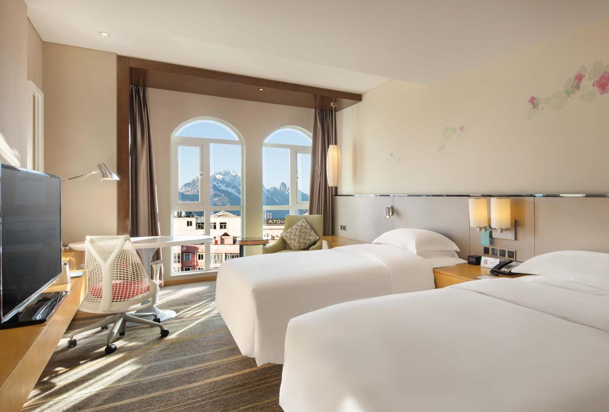 Hilton Garden Inn Lijiang Лиджанг Екстериор снимка
